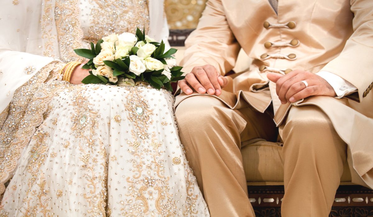 Mempersiapkan Pernikahan Secara Online Lebih Hemat